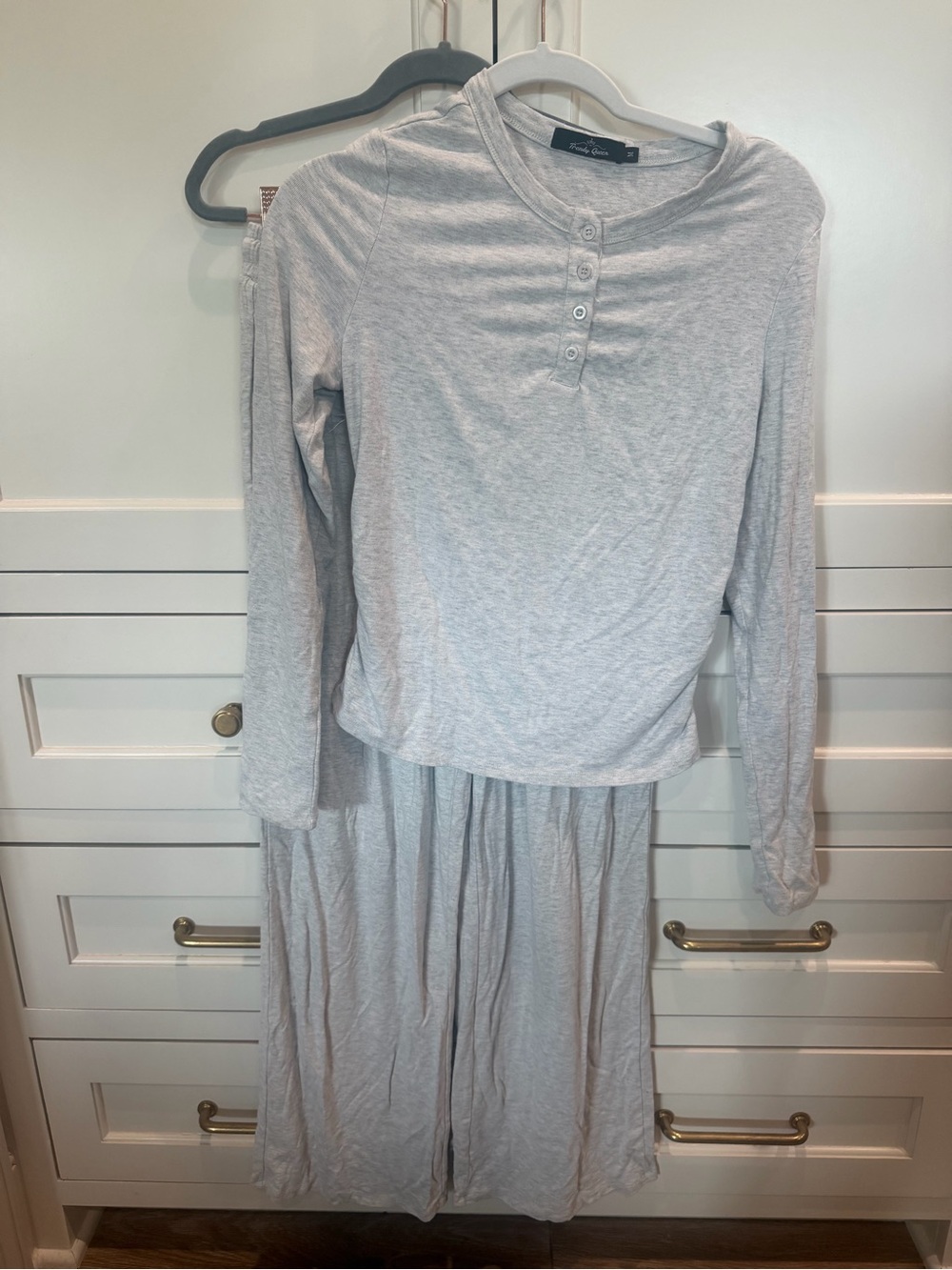 Light Gray Women's Long-Sleeve Pajama Set